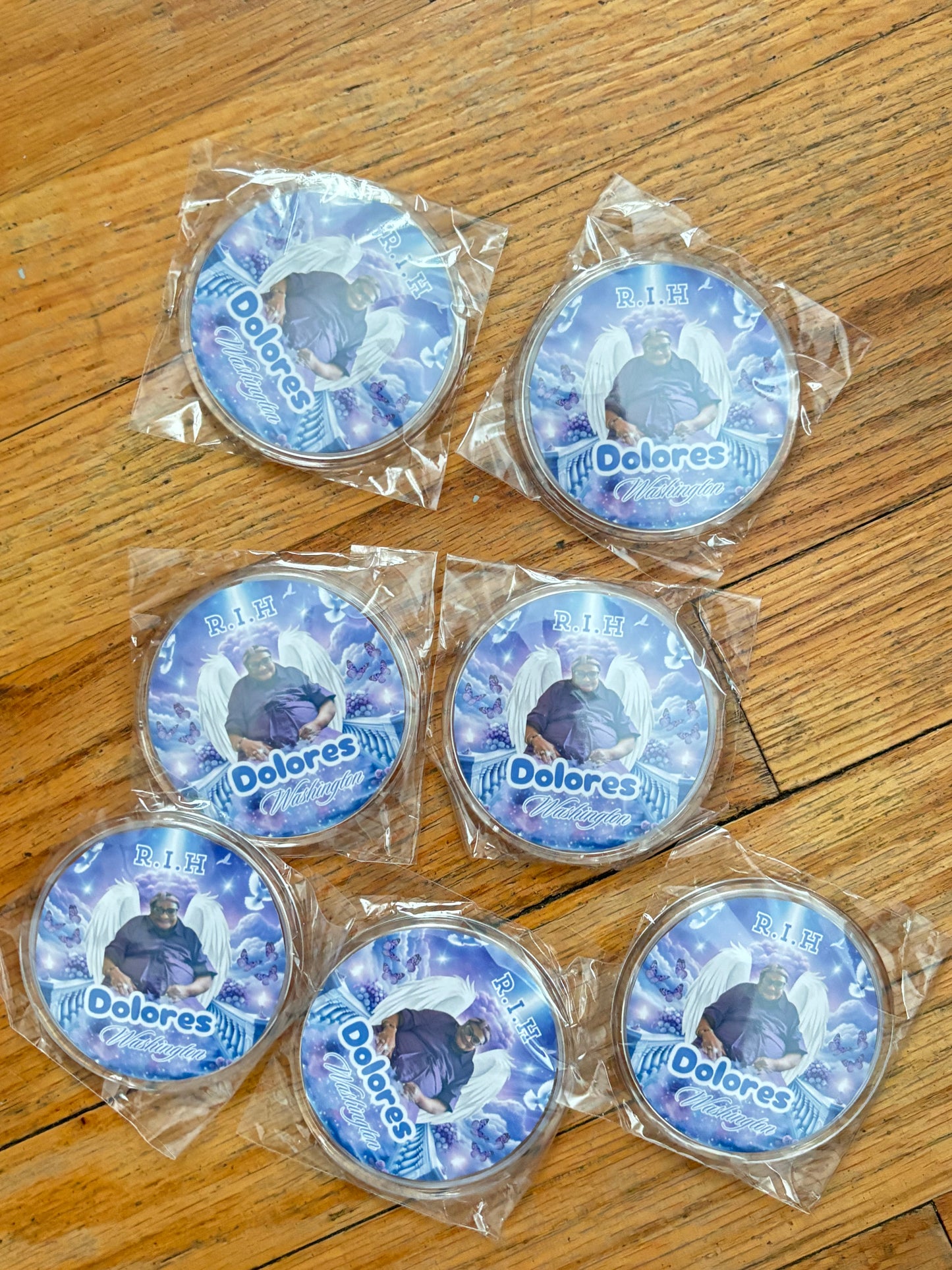 Memorial Buttons